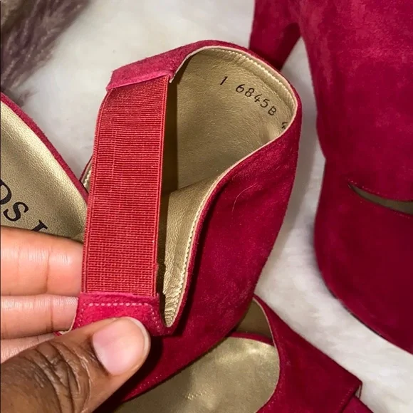 🌟SOLD🌟COPY - Red suede heels - Picture 7 of 7